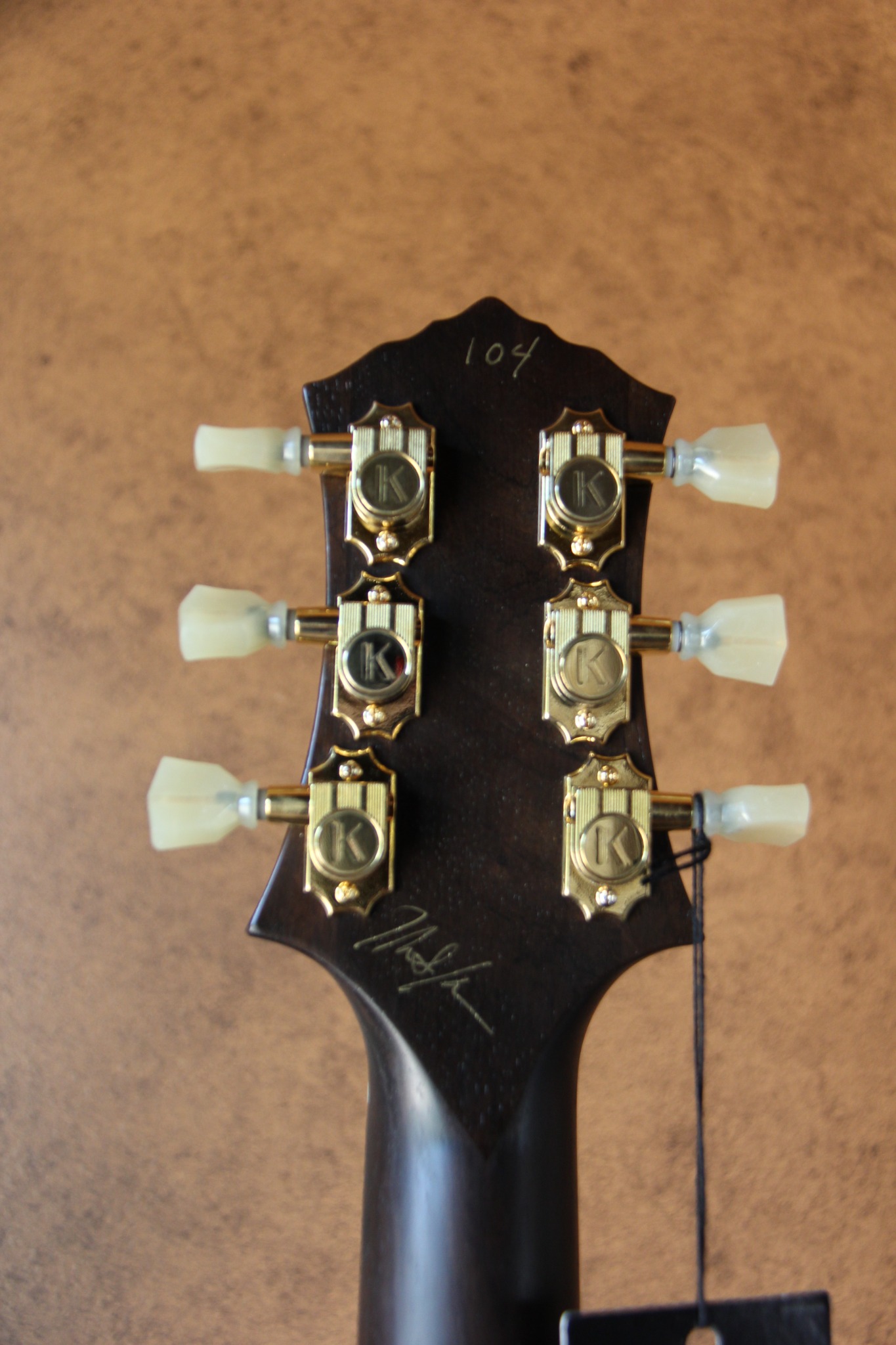 Knaggs Steve Stevens SSC #104 — headstock back