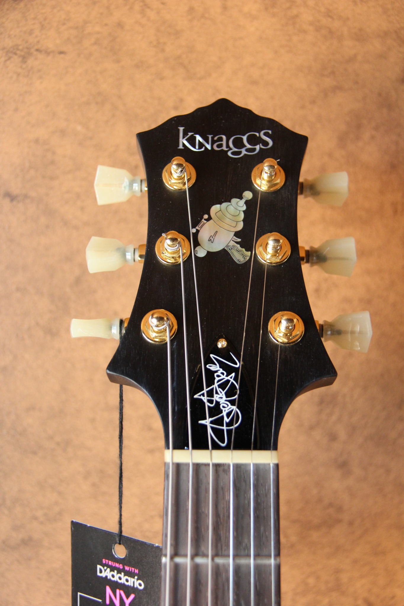 Knaggs Steve Stevens SSC #104 — headstock front