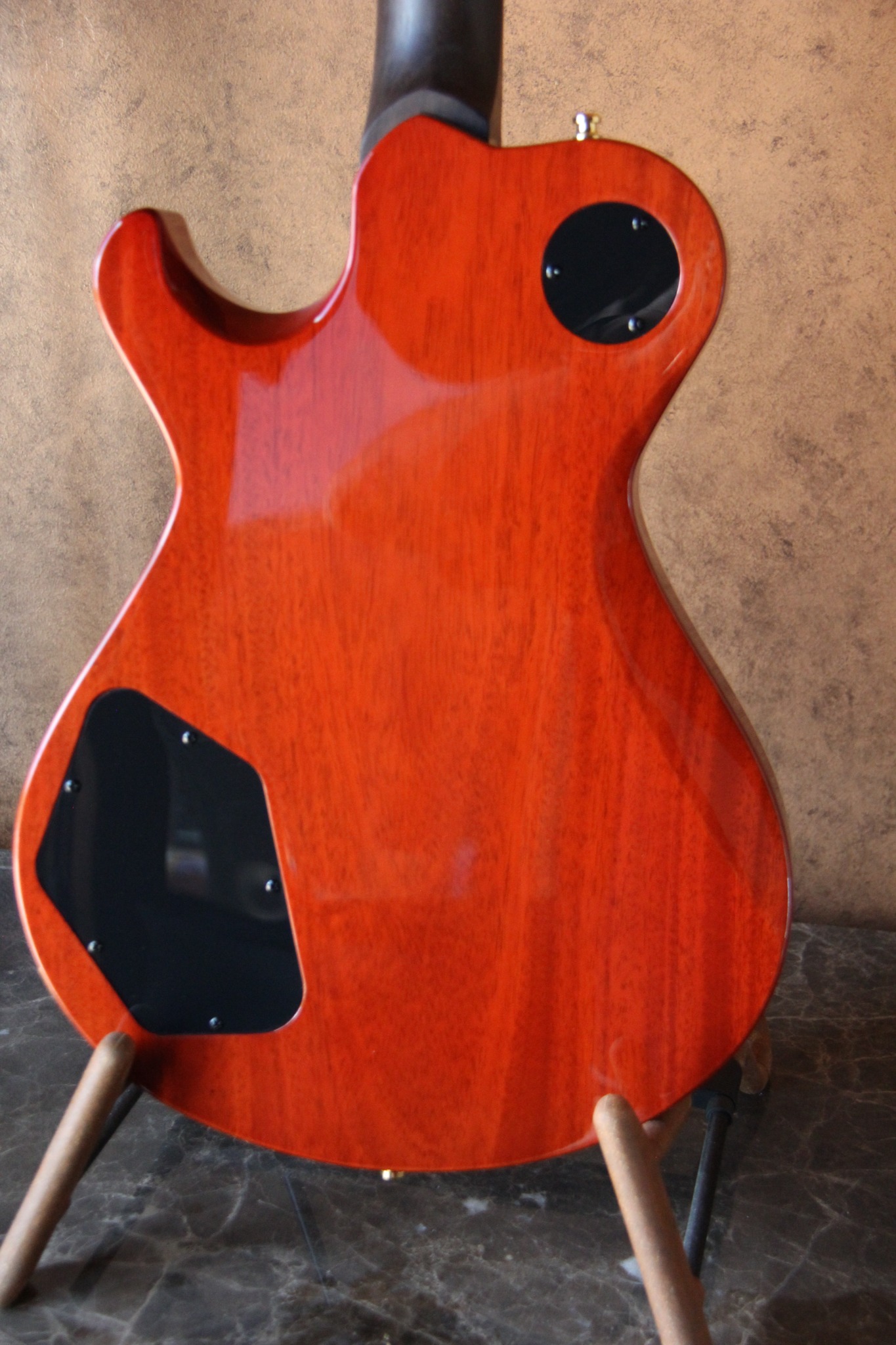 Knaggs Steve Stevens SSC #104 — body back